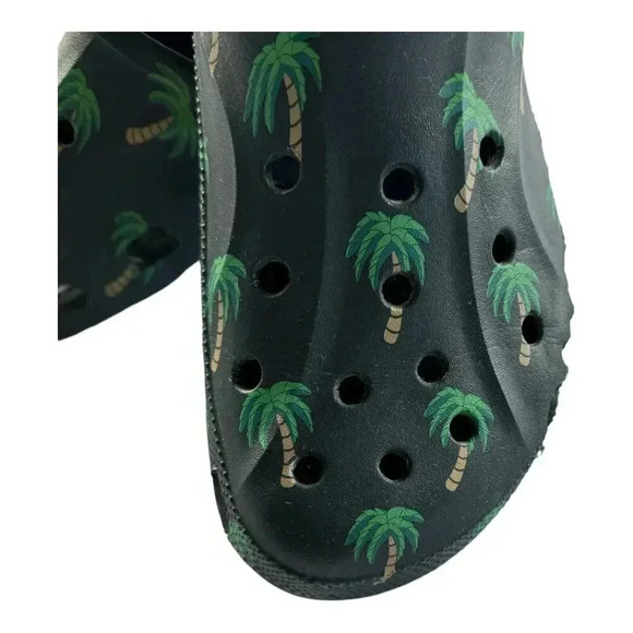 Crocs Baya Clog Unisex Navy Blue Tropical Palm Tree Size Men 8 - Women 10 - Picture 1 of 9